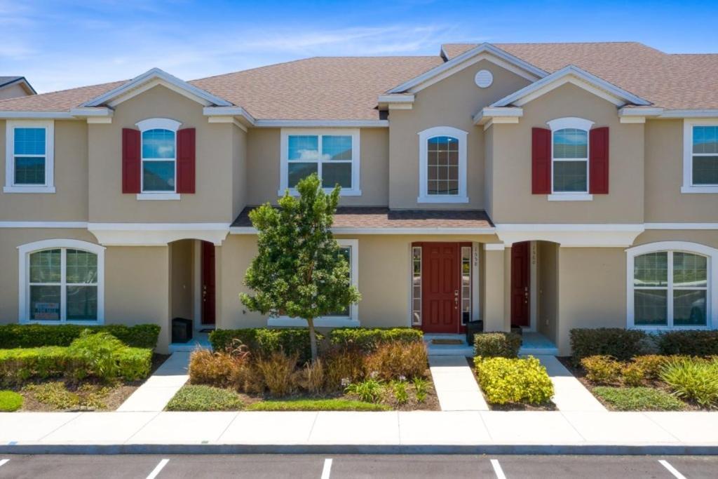 Luxury Town Home With Splash Pool In Solara Resort Townhouse Kissimmee Exteriör bild